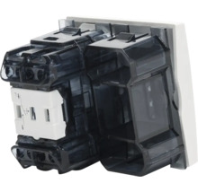 Vizualizare detaliată a unui întrerupător pentru instalații electrice