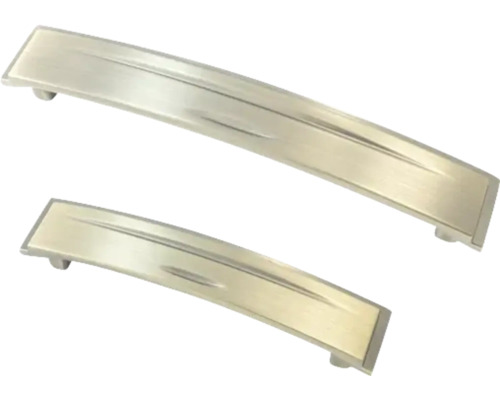 Două mânere metalice pentru mobilă