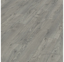 Prim-plan cu plăci de parchet laminat montate cu aspect de lemn