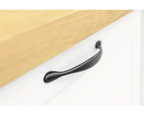 Detal dulap cu mâner