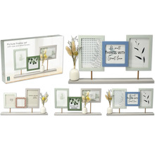 Set decorativ de rame foto cu trei rame, vază și flori uscate pe un raft