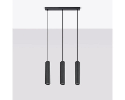 Lumină suspendată cu trei abajururi cilindrice