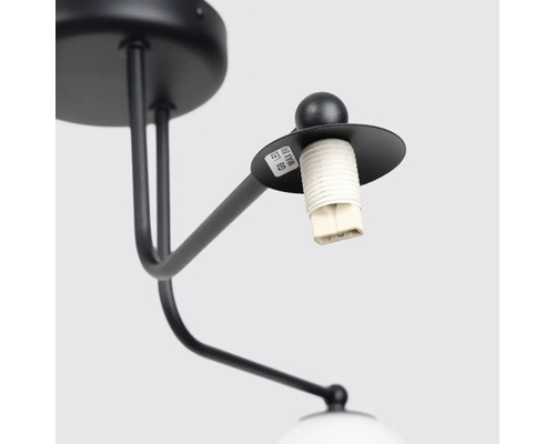 Detalii cu o lampă de tavan cu soclu G9