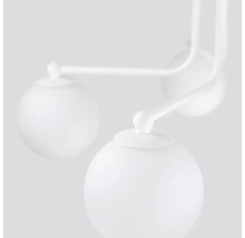 Lumină de plafon cu trei abajururi rotunde