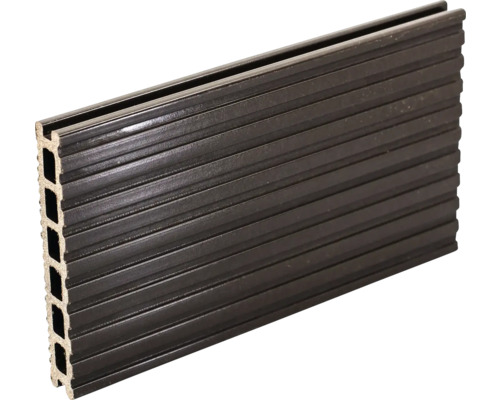 Deck pentru terasă din material compozit cu suprafață canelată