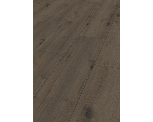 Prim-plan cu podea laminată cu aspect de lemn