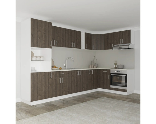 Bucătărie modernă cu fronturi din lemn și elemente albe