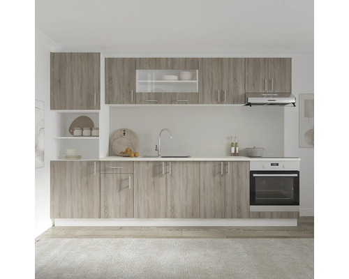 Bucătărie modernă cu dulapuri superioare și inferioare, cuptor încorporabil și hotă