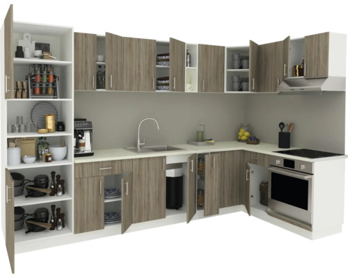 Bucătărie completă cu dulapuri superioare și inferioare, chiuvetă și electrocasnice