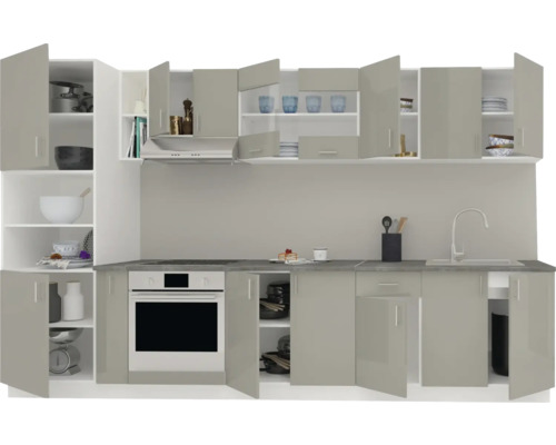 Bucătărie modernă cu dulapuri inferioare și superioare, chiuvetă, aragaz și cuptor