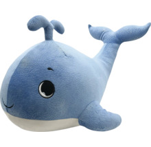 Balenă albastră de pluș