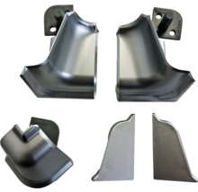 Patru piese de colț metalice