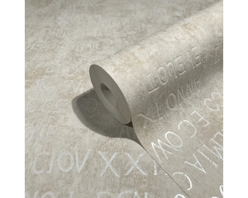 Rulou de tapet cu model de litere