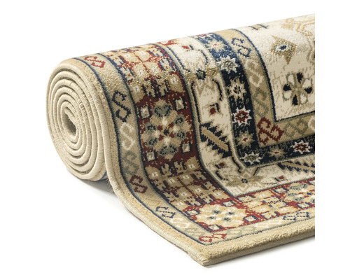 Covor rulat cu model oriental