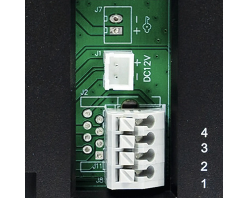 Imagine detaliată a unei plăci de circuit cu borne de conectare