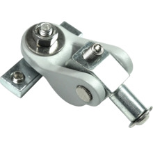 Articulație metalică cu șuruburi și elemente de fixare