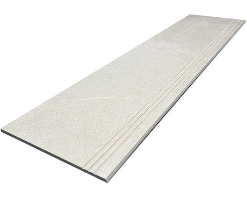 Treaptă din gresie porțelanată cu caneluri structurate