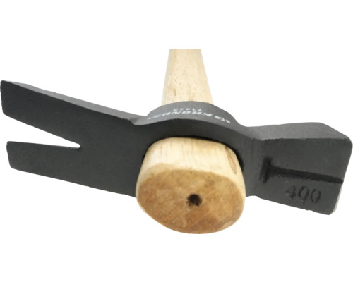 Ciocan cu mâner din lemn, circa 400 de grame