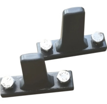 Două bride de fixare gri cu șuruburi de fixare