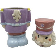 Figurină decorativă spărgător de nuci ca vază de flori