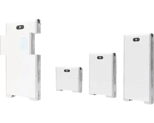 Mai multe module albe de stocare a bateriilor de diferite dimensiuni