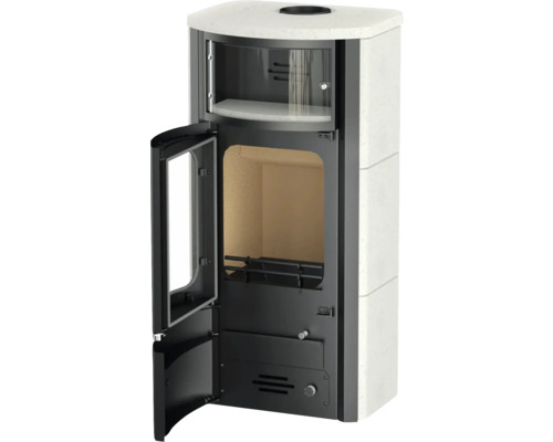 Șemineu cu ușa deschisă pentru arderea lemnului