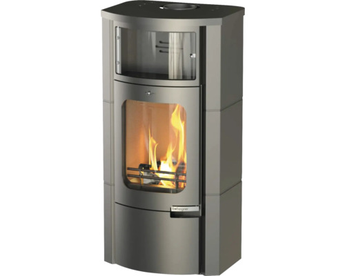 Șemineu cu geam și lemne arzând