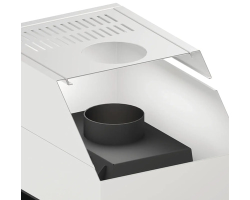 Vedere detaliată a unui cuptor cu racord pentru coșul de fum