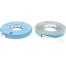 Bandă perforată pe rolă de plastic