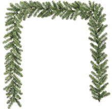 Ghirlandă artificială de ace de brad ca cadru de ușă