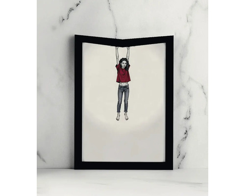 Imagine înrămată cu o femeie care se ridică