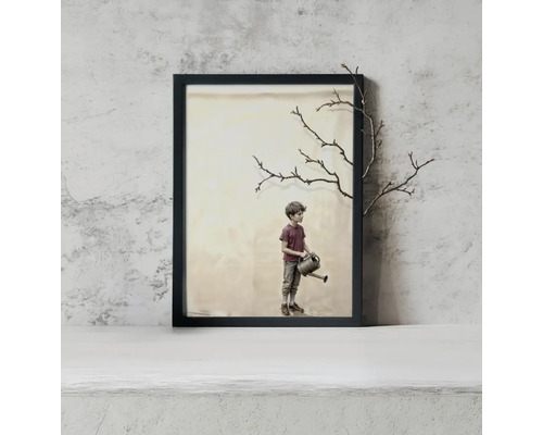 Tablou de perete înrămat cu motiv băiat cu stropitoare