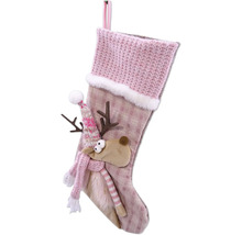 Ciorap de Crăciun cu aplicație ren și detalii tricotate.