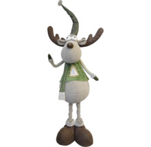 Elan decorativ cu căciulă și fular ca decorațiune de Crăciun