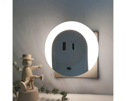 Lumină de noapte cu port USB în priză