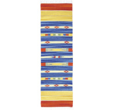 Covor cu model geometric în diferite culori
