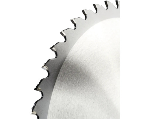 Prim-plan disc de ferăstrău circular