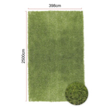 Covor verde cu dimensiunea de 398 pe 2500 de centimetri