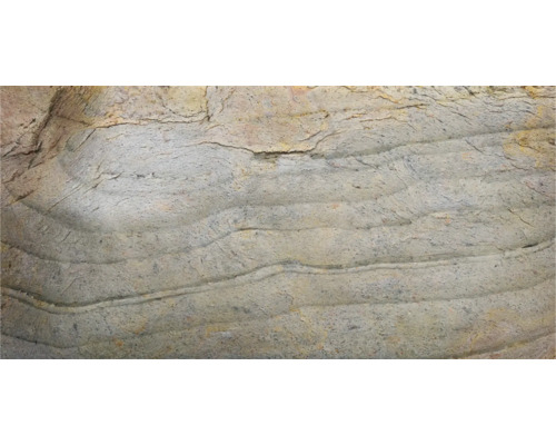 Ardezie translucidă StoneFlex Emerald Emerald 122x144 cm Prim-plan cu o placă de piatră naturală cu o structură ondulată