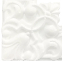 Element decorativ cu model floral