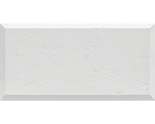 Faianță ceramică albă cu suprafață texturată