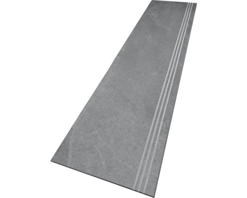 Trepte de scară din piatră cu trei caneluri pentru siguranța la pășire