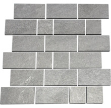 Aranjament de plăci ceramice gri de diferite dimensiuni