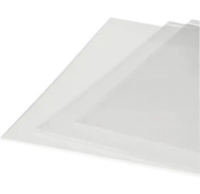 Stivă de plăci din plastic