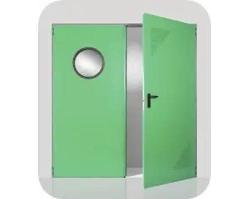 Două uși verzi, una cu o fereastră rotundă și una cu un mâner negru