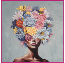 Pictură cu o femeie purtând o podoabă florală pe cap