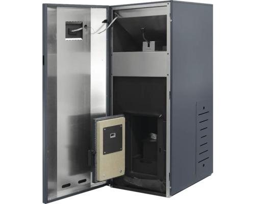 Centrală pe peleți cu ușa deschisă pentru a inspecta interiorul.