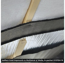 Prim-plan cu izolație de acoperiș cu structură din lemn