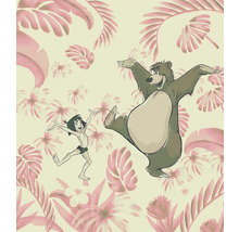 Ilustrație cu Mowgli și Baloo pe un fundal floral