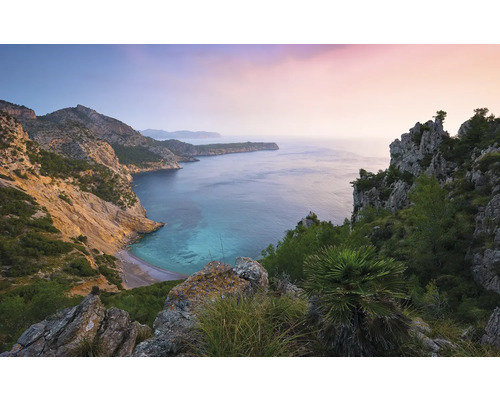 Peisaj cu munți și vedere la mare